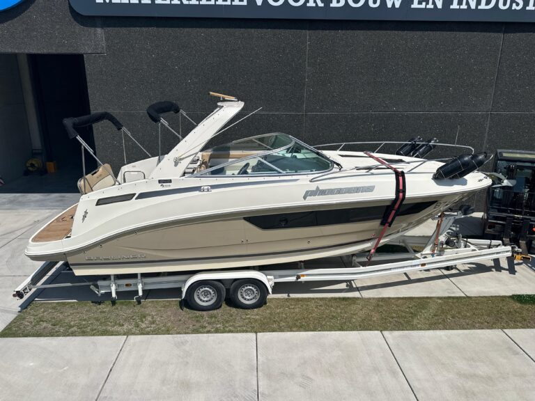 Bayliner - 842 Cuddy